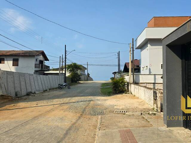 #200 - Casa para Venda em Balneário Piçarras - SC - 2