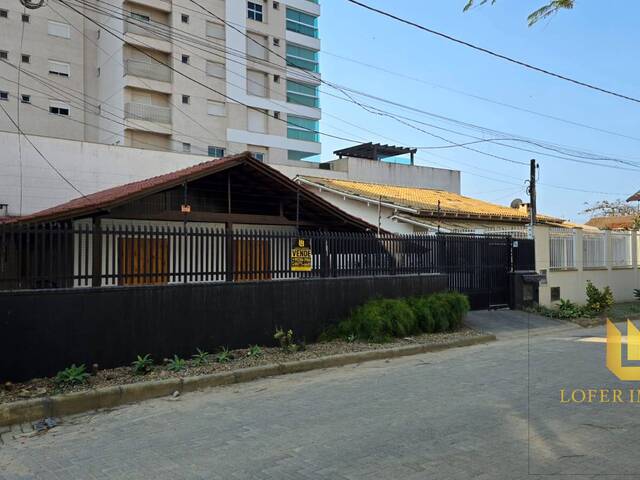 #201 - Casa para Venda em Balneário Piçarras - SC - 2